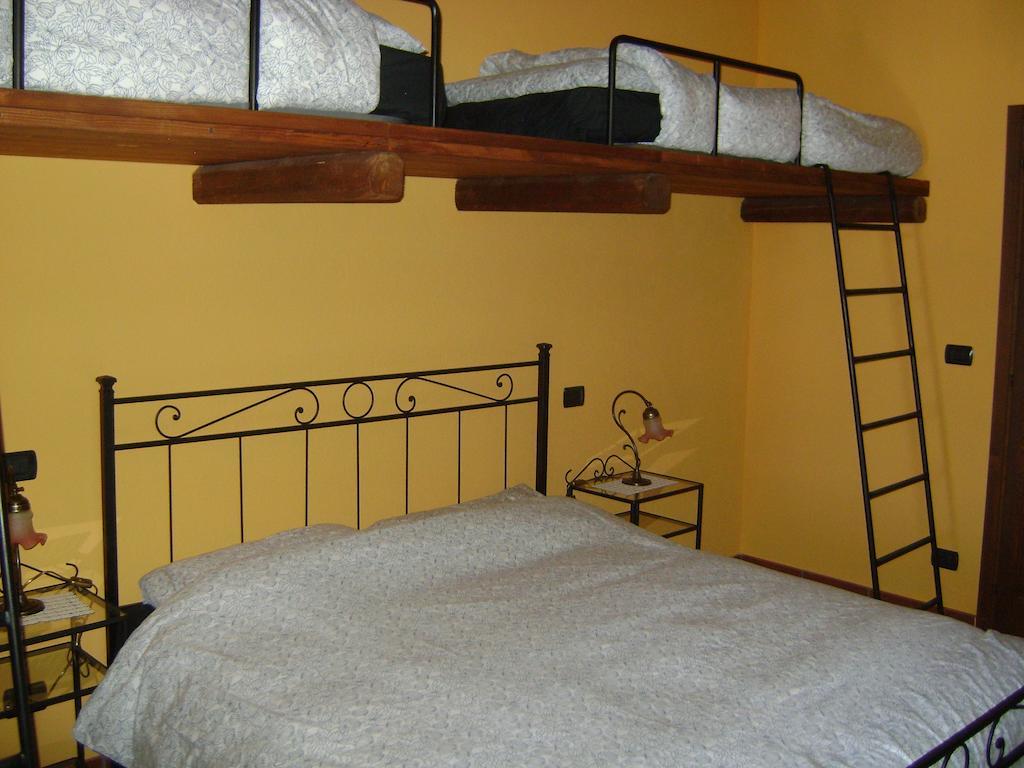 Agriturismo A Nostro Mizoun Ostana Bilik gambar