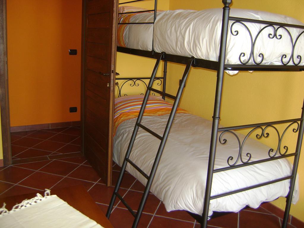 Agriturismo A Nostro Mizoun Ostana Bilik gambar